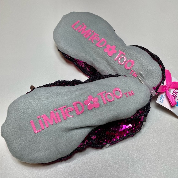 NEW sequin reindeer slippers | Girls 7-3 - Picture 3 of 4